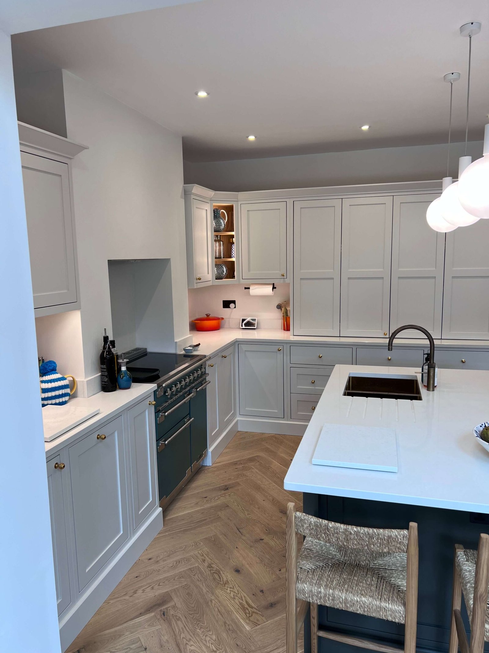grey-kitchen-island-cupboards-oven