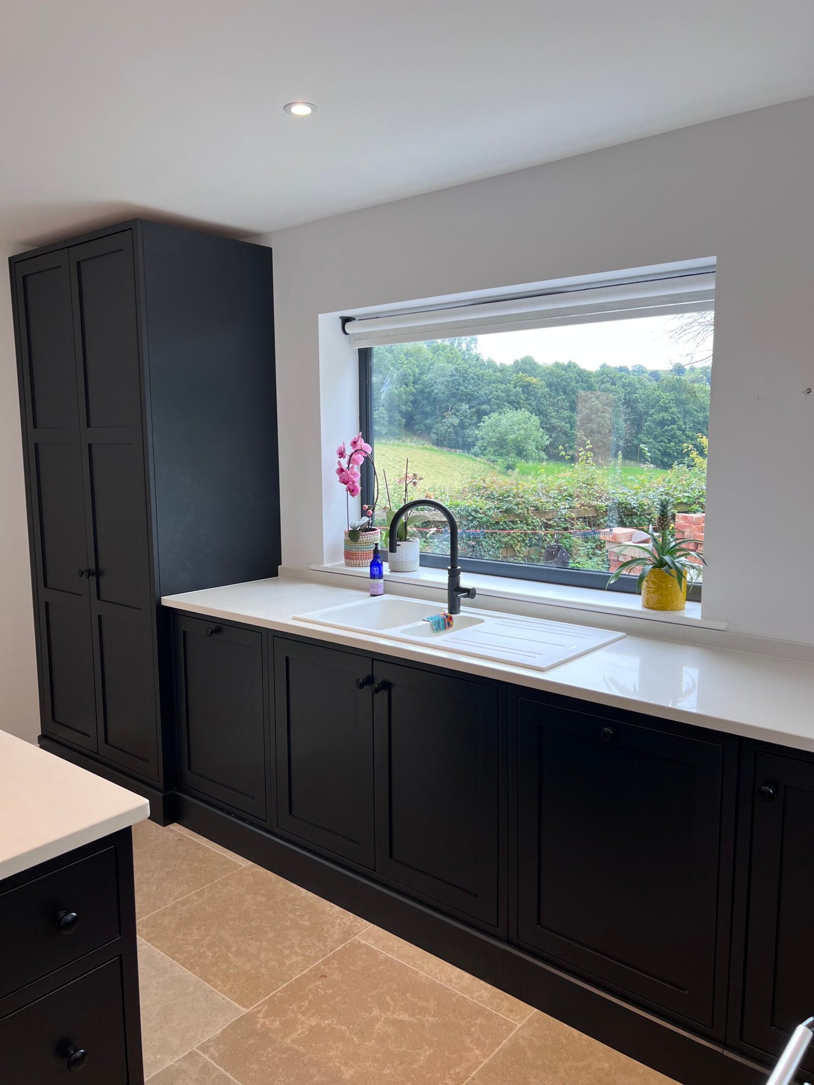 dark-shaker-kitchen-5