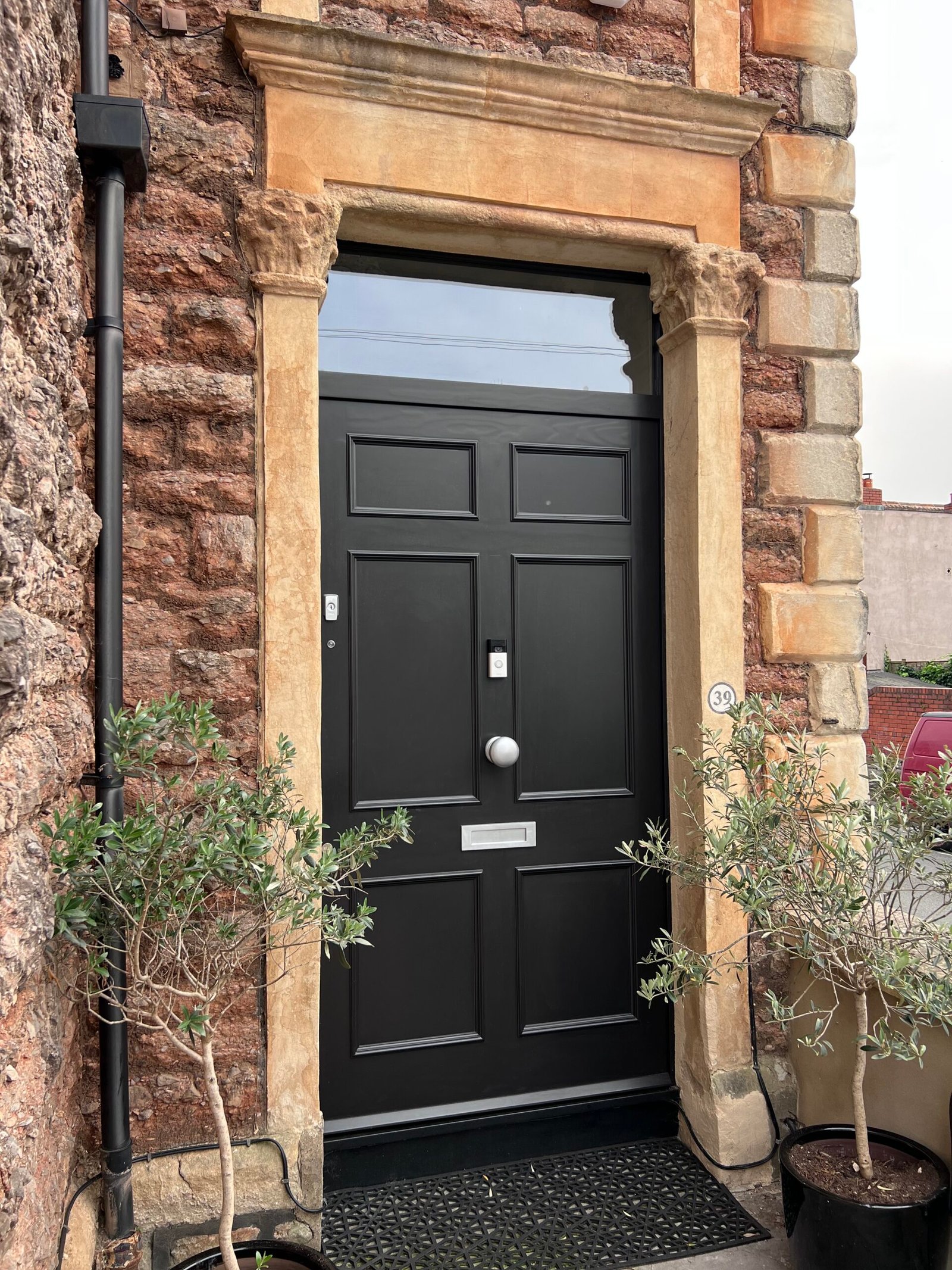 black-entrance-door-2