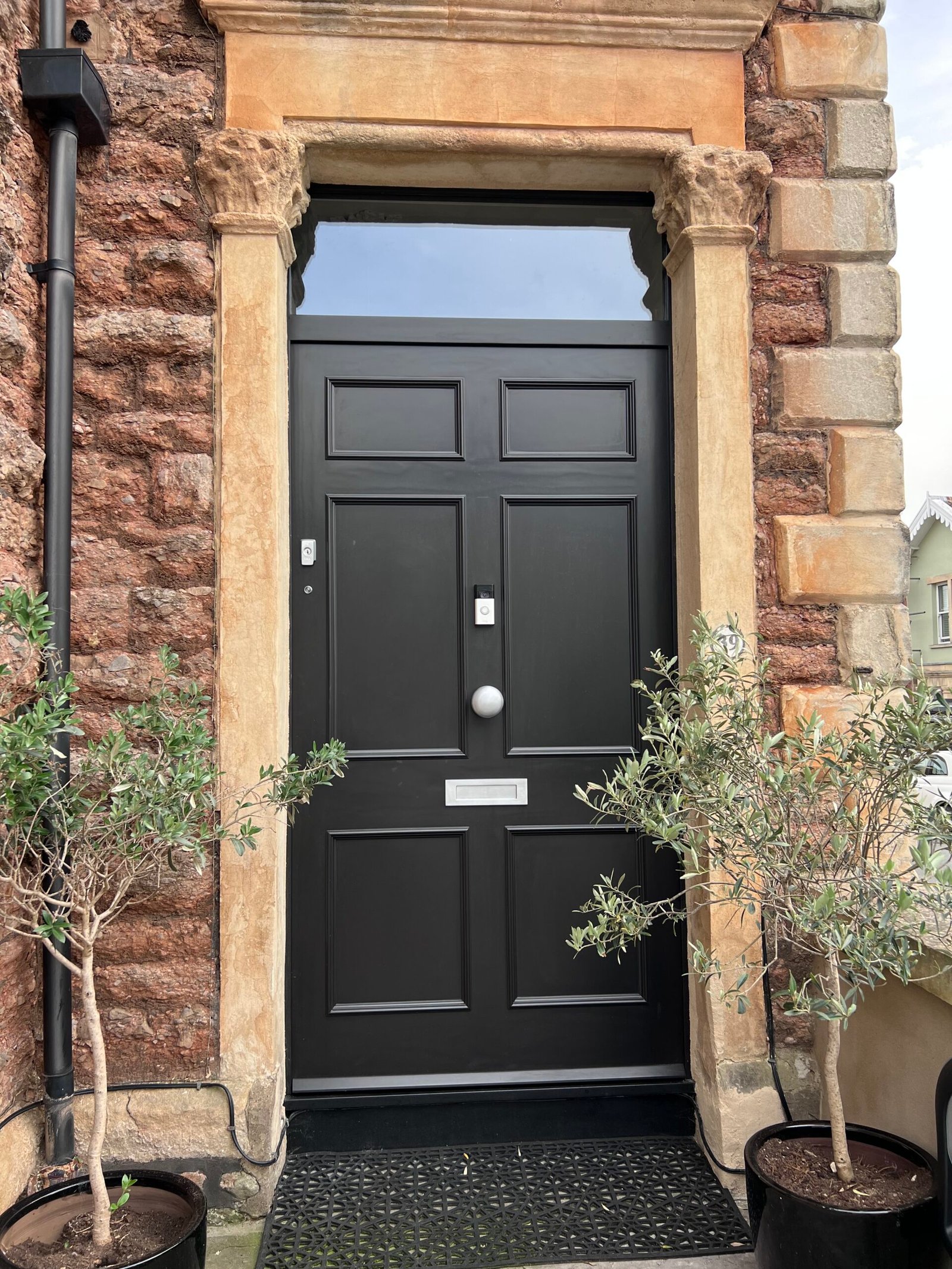 black-entrance-door-3