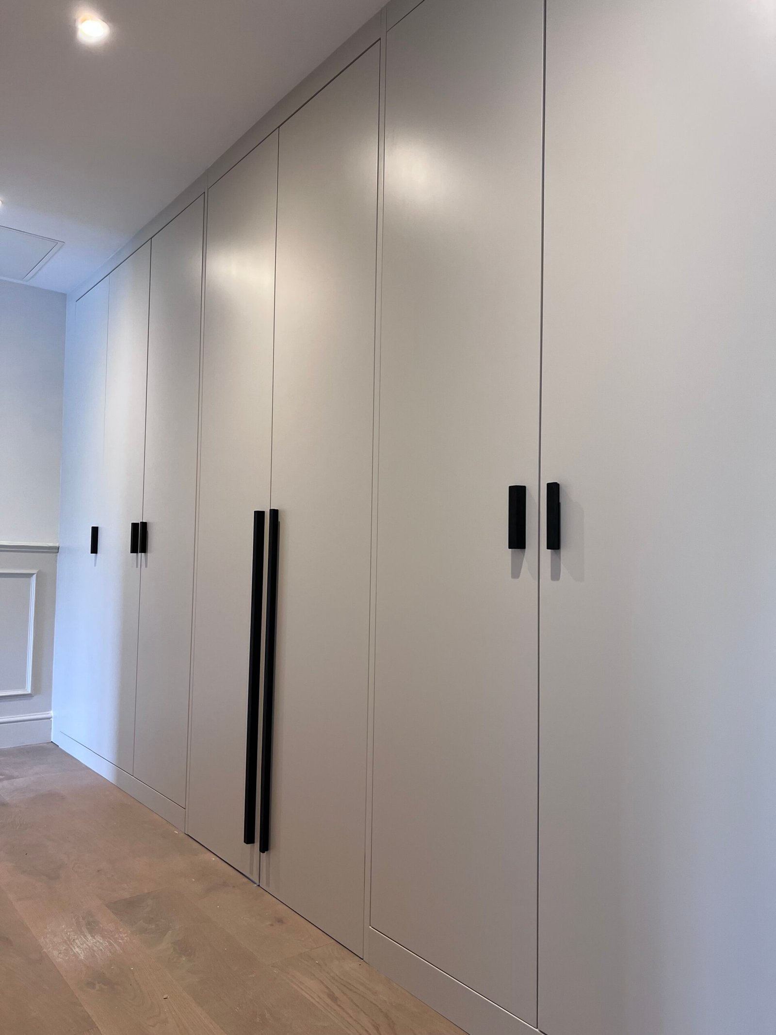 full-wall-wardrobe-4
