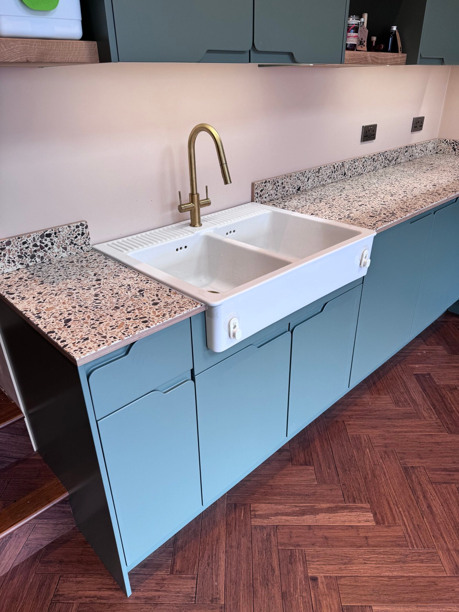 sage-green-kitchen-3
